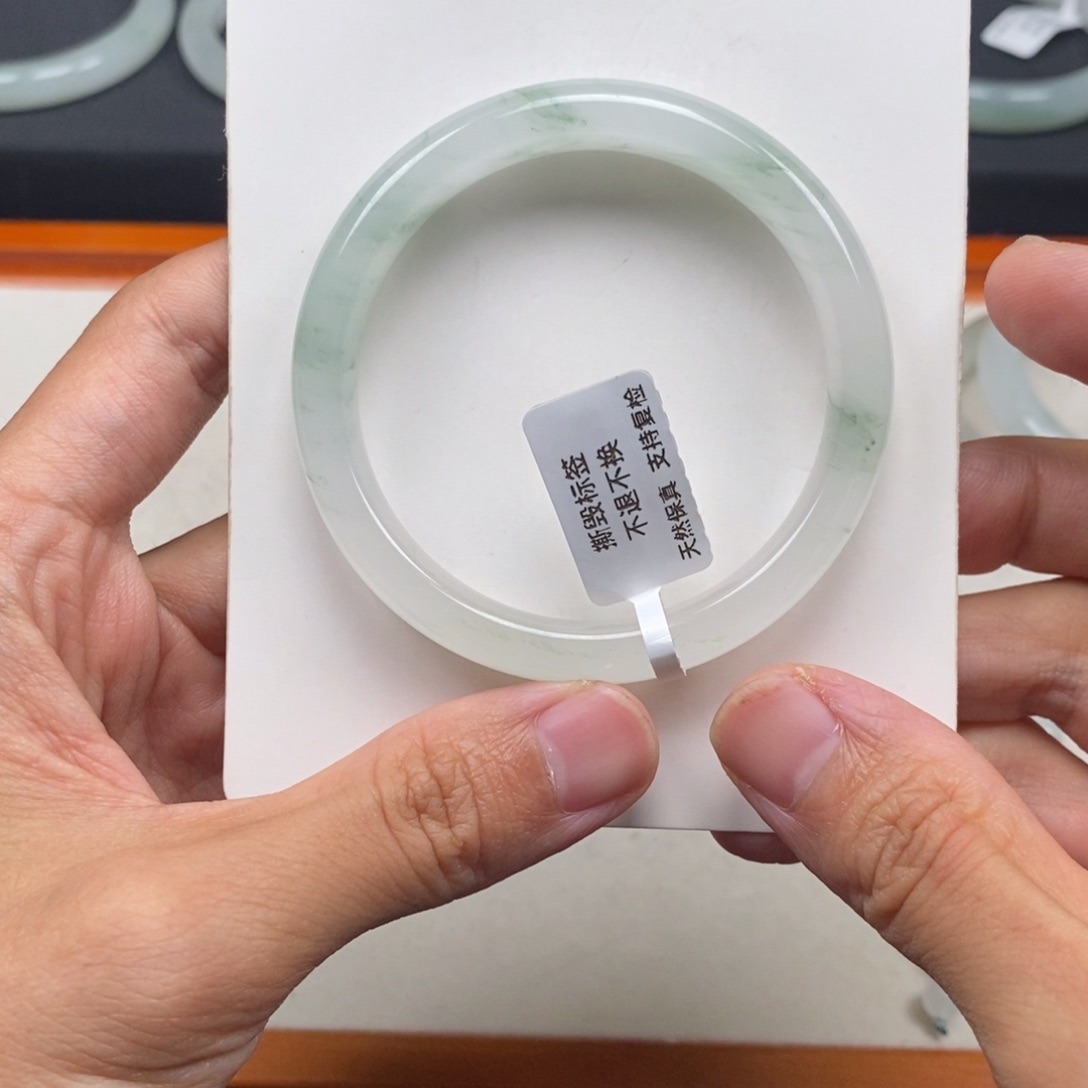 小***学石英质玉54未镶嵌