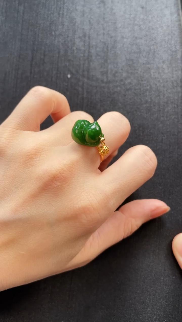 【壹世臻选】 天然和田玉戒指丨趴趴猫丨s925银镶嵌活口可调节