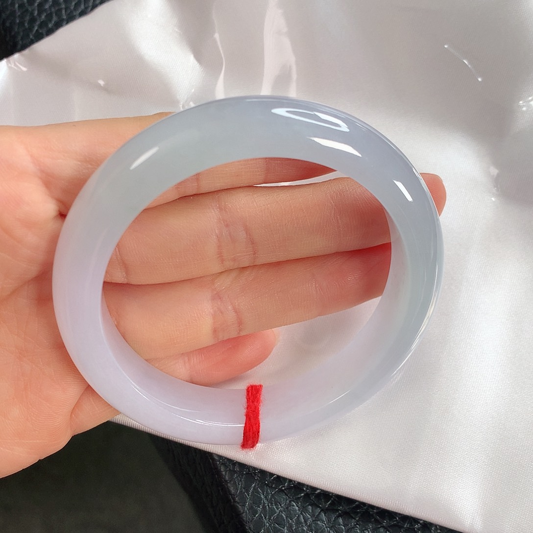 翡翠手镯未镶嵌 正圈