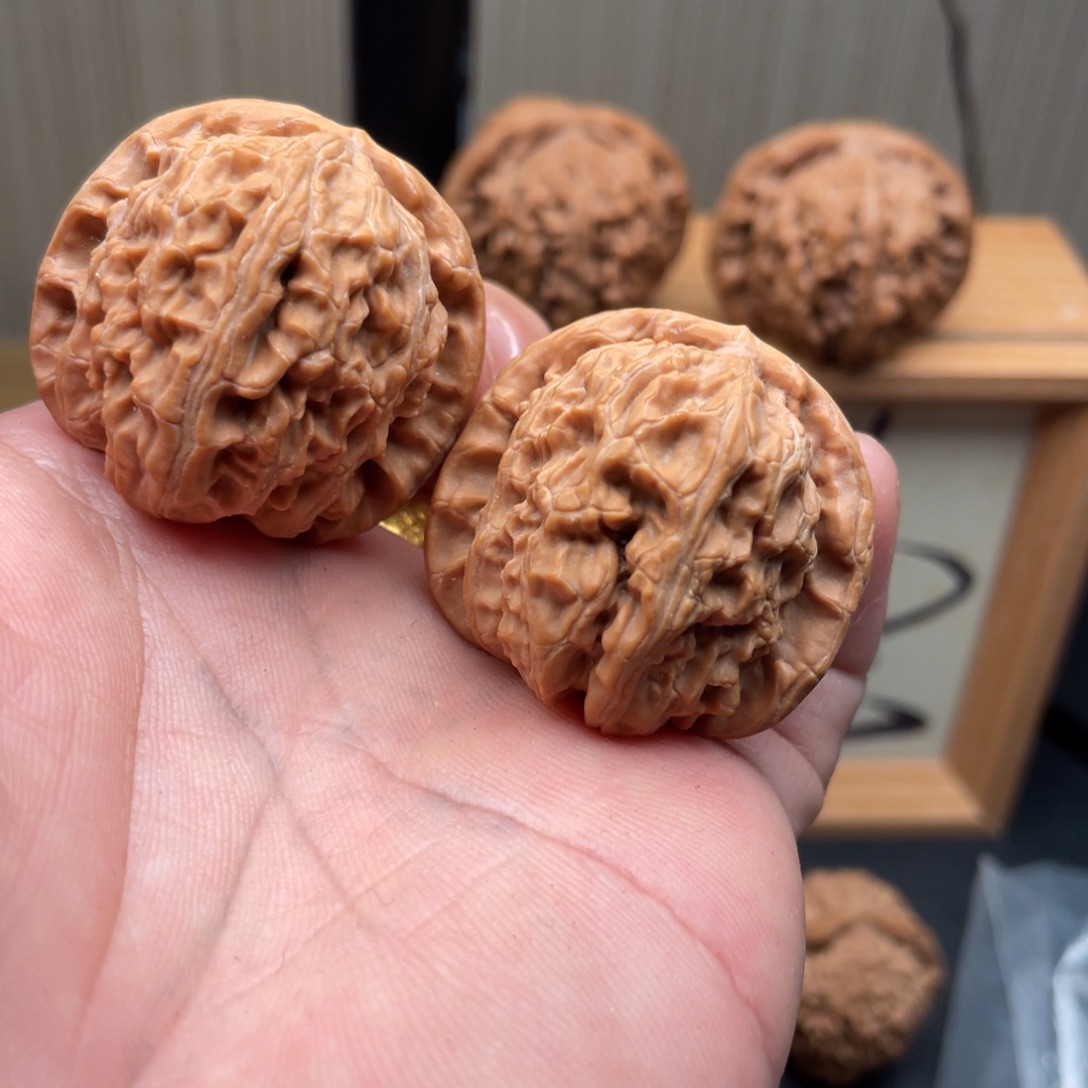 吊坠文玩核桃白狮子尺寸36