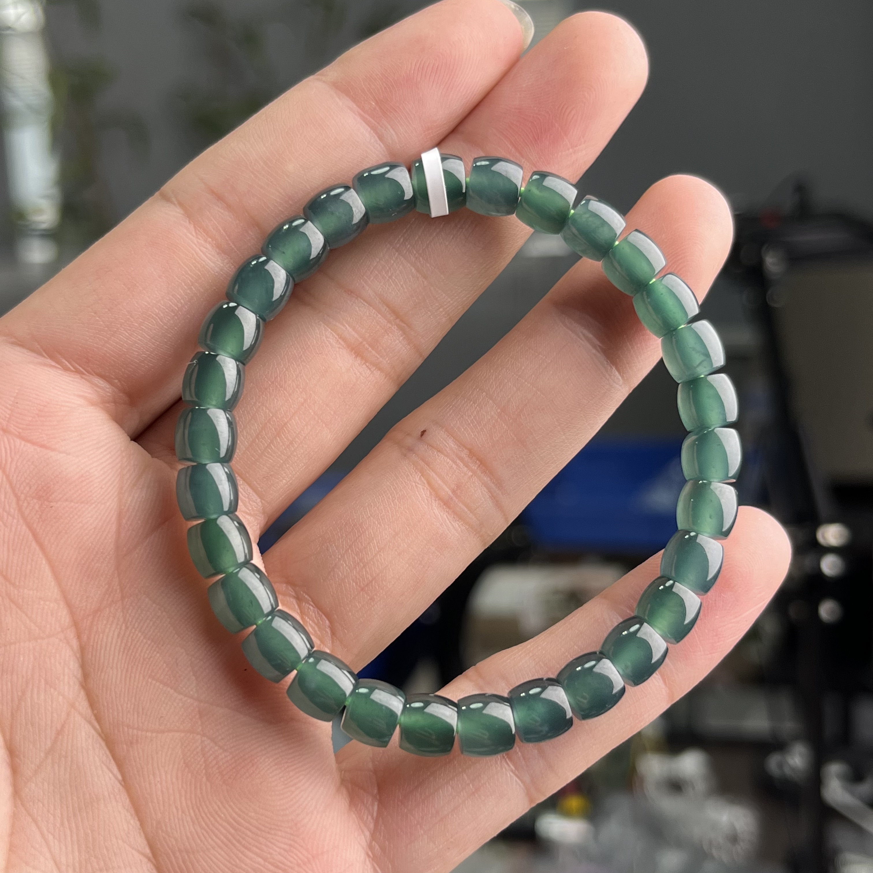 翡翠桶珠手串约6*7mm