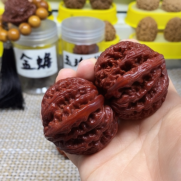 文玩核桃把件A**.大粗筋