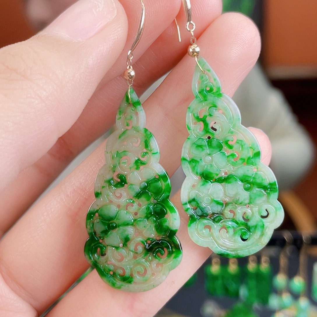 翡翠18K金镶嵌耳饰