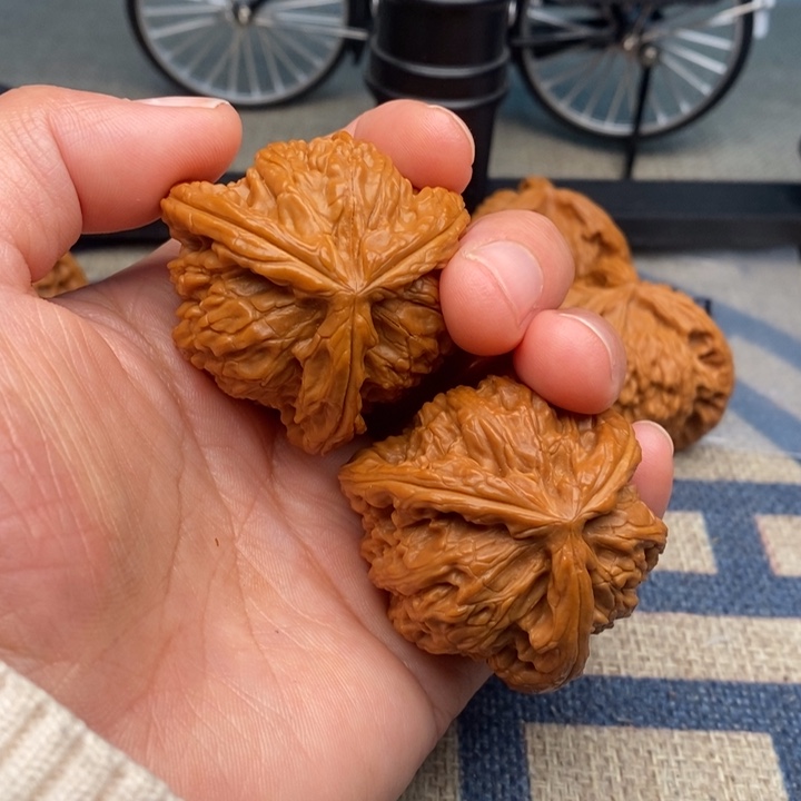 吊坠文玩核桃破**堂三棱