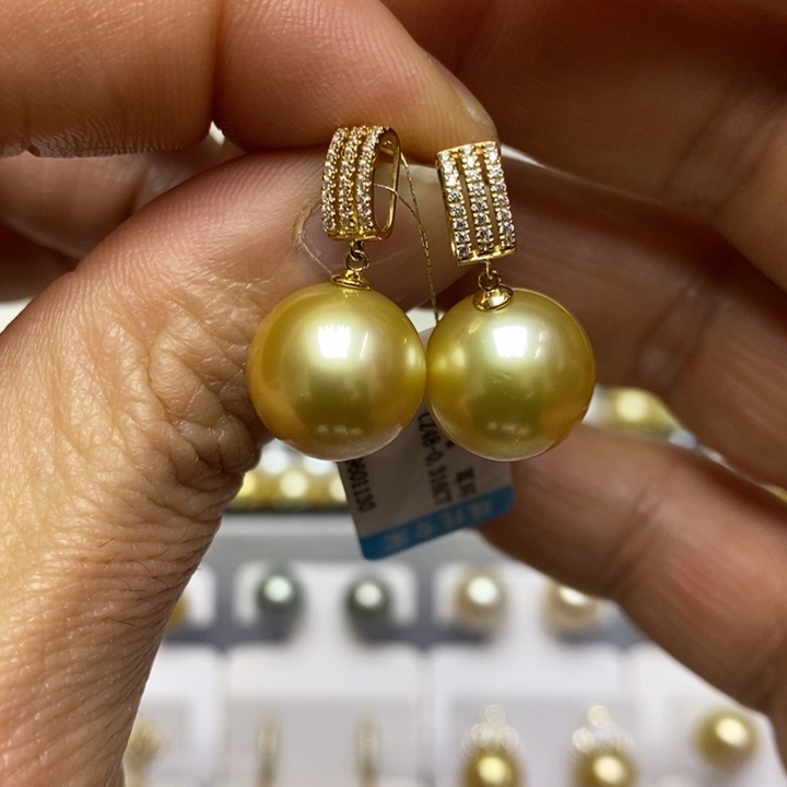 海水珍珠金珍珠耳坠18K金镶嵌