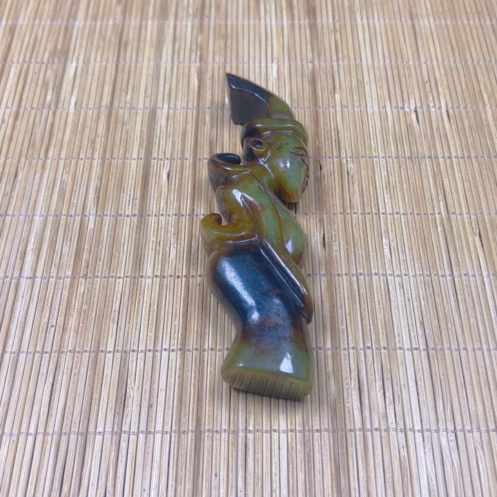 和田玉未镶嵌把件