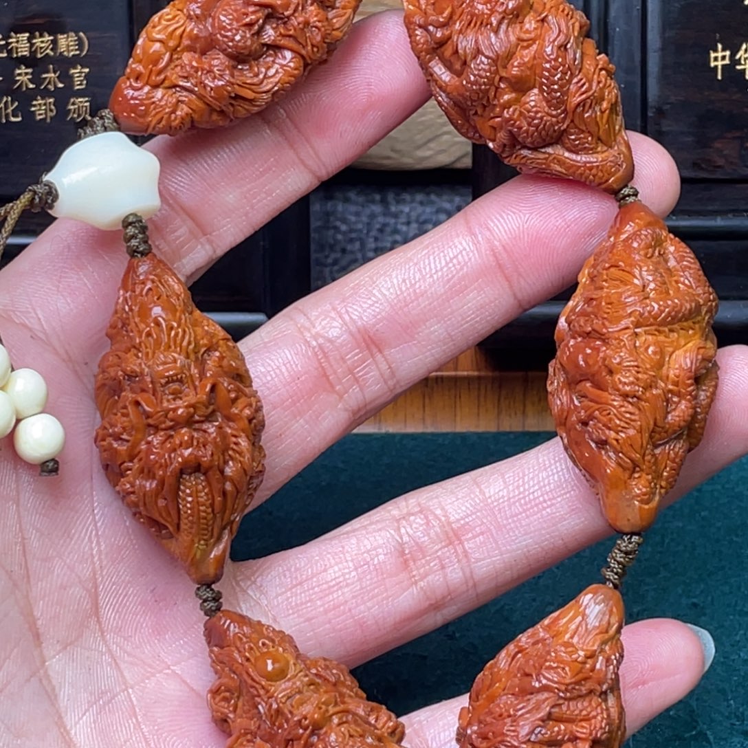 清***落橄榄核吊坠Dhd九龙6