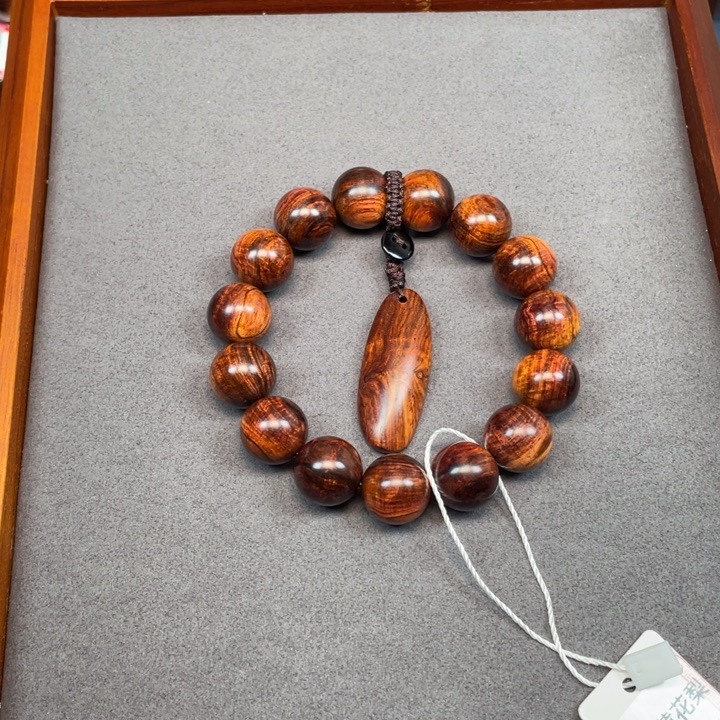 朋***见黄花梨/降香黄檀手串/手链海南黄花梨水波留疤花15