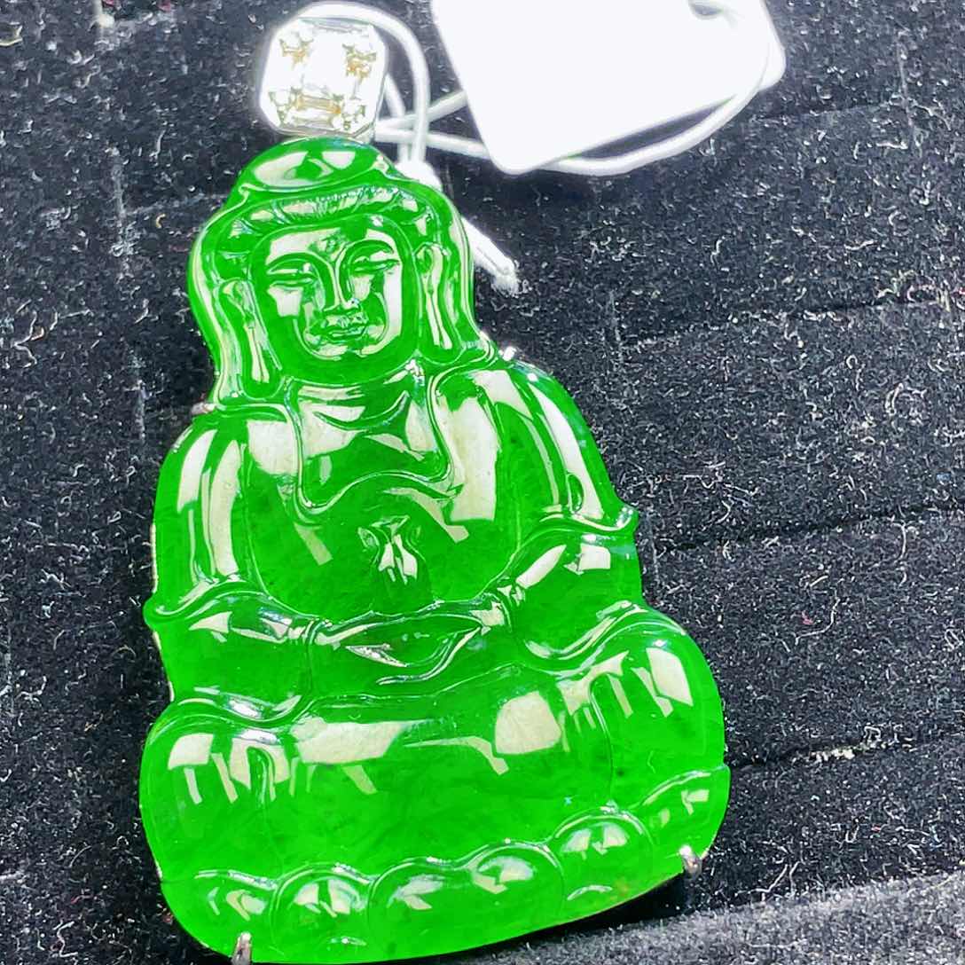 翡翠颈饰未镶嵌22，