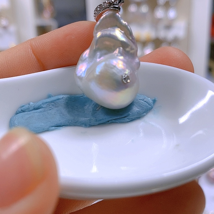 淡水珍珠颈饰合金