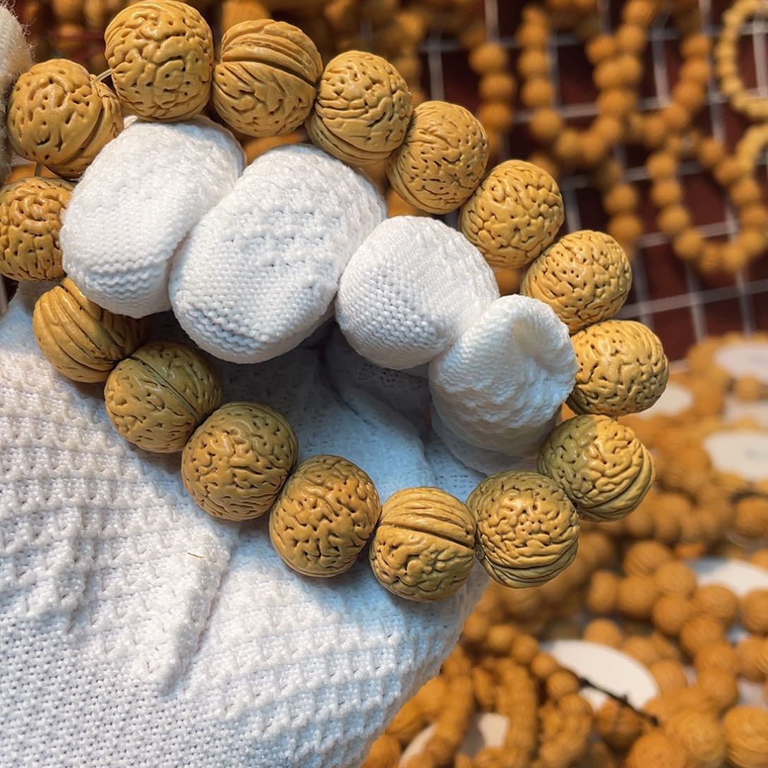 齐***3桃核手串福利手串