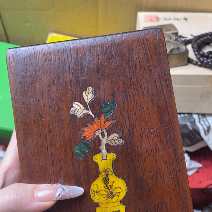 酉****香榧木如图所示所拍即所得