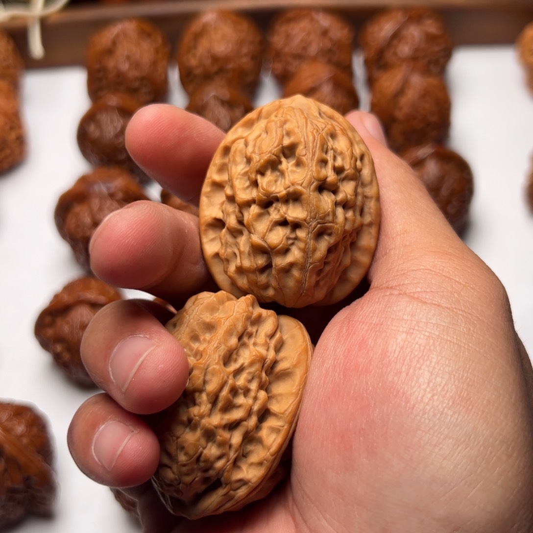 文玩核桃把件细**刘霸王