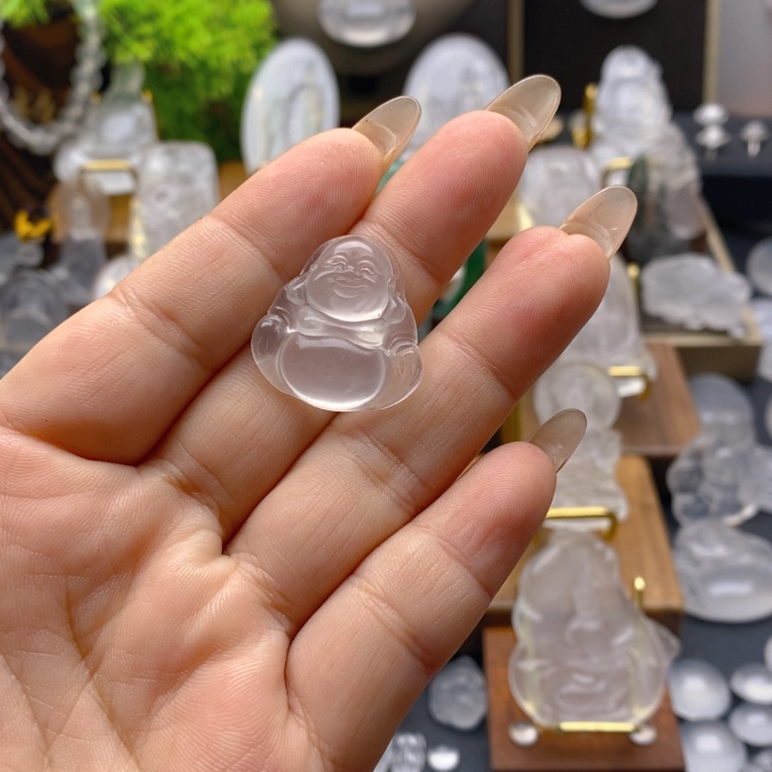 石英质玉颈饰未镶嵌