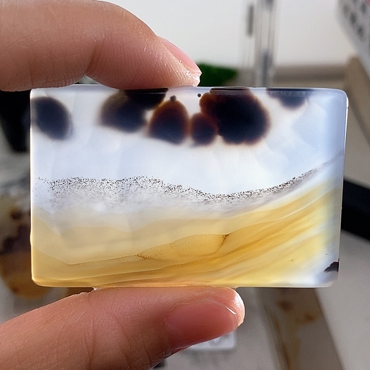 玛瑙/玉髓颈饰未镶嵌