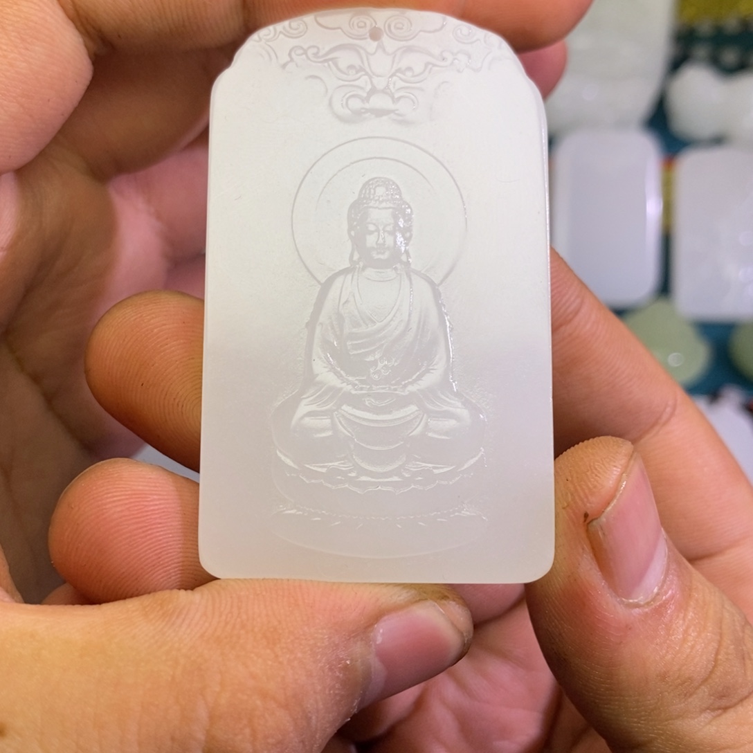 T***p颈饰未镶嵌和田玉