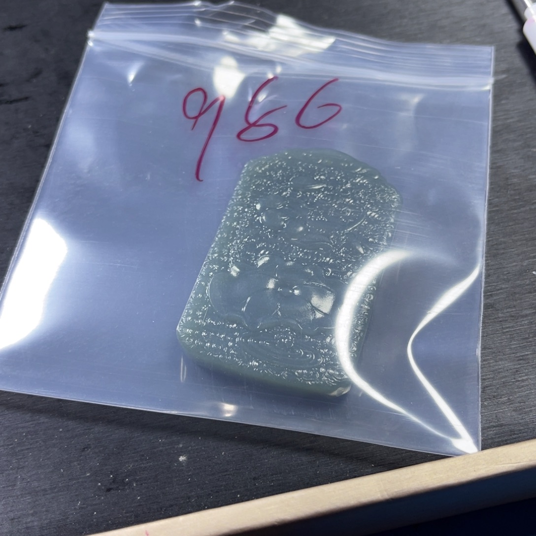 手***6石英质玉未镶嵌颈饰