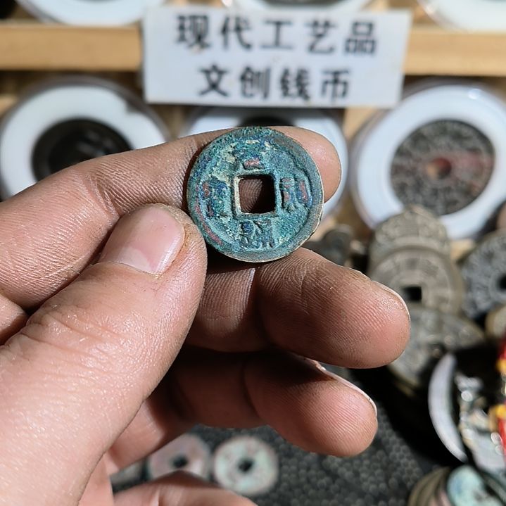 t**o翻砂铸造现代工艺品