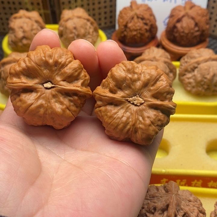 吊坠桃核蛤蟆头41。。。。。。