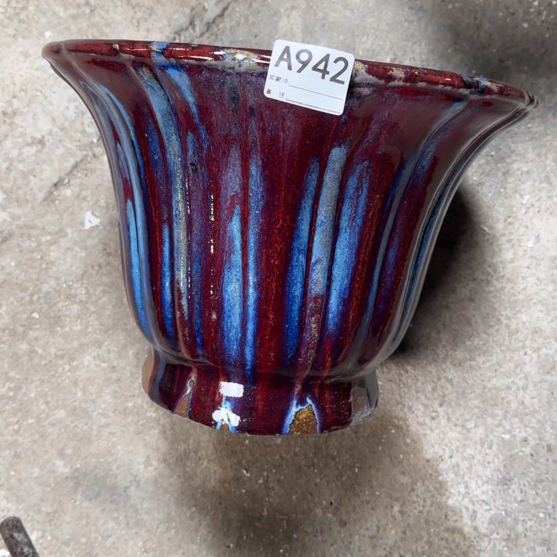 ****人紫砂花盆942                    