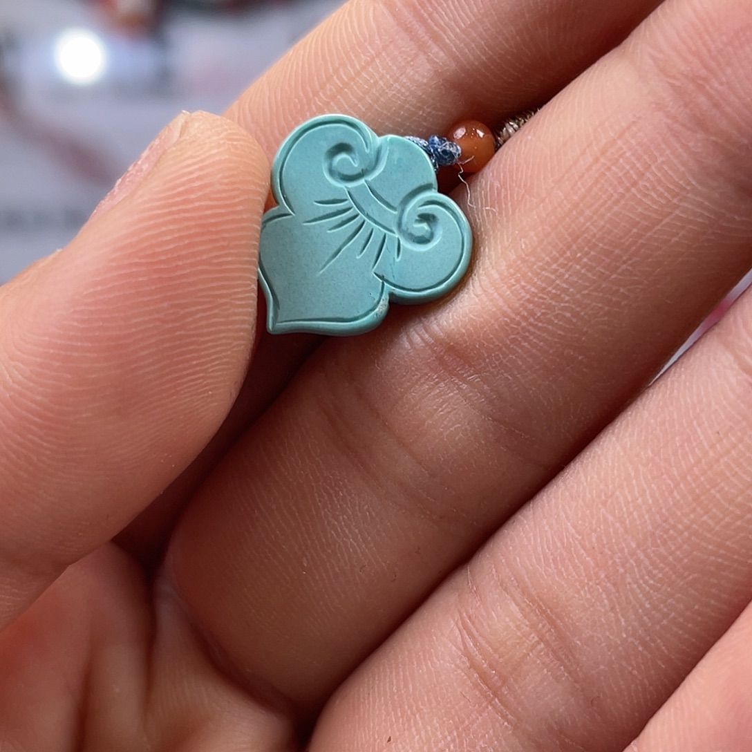 绿松石未镶嵌挂件