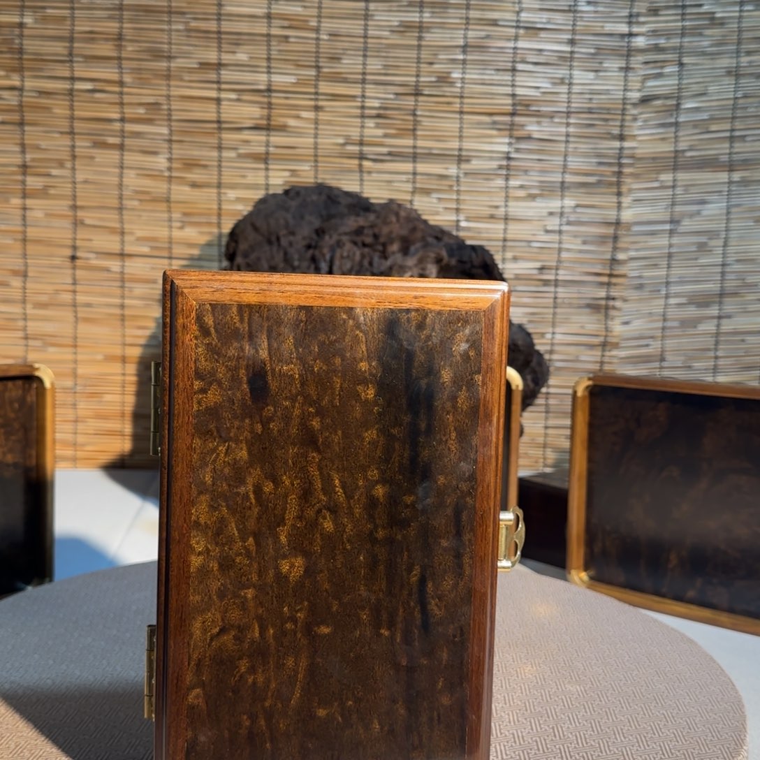 用***2楠木金丝楠木盒子