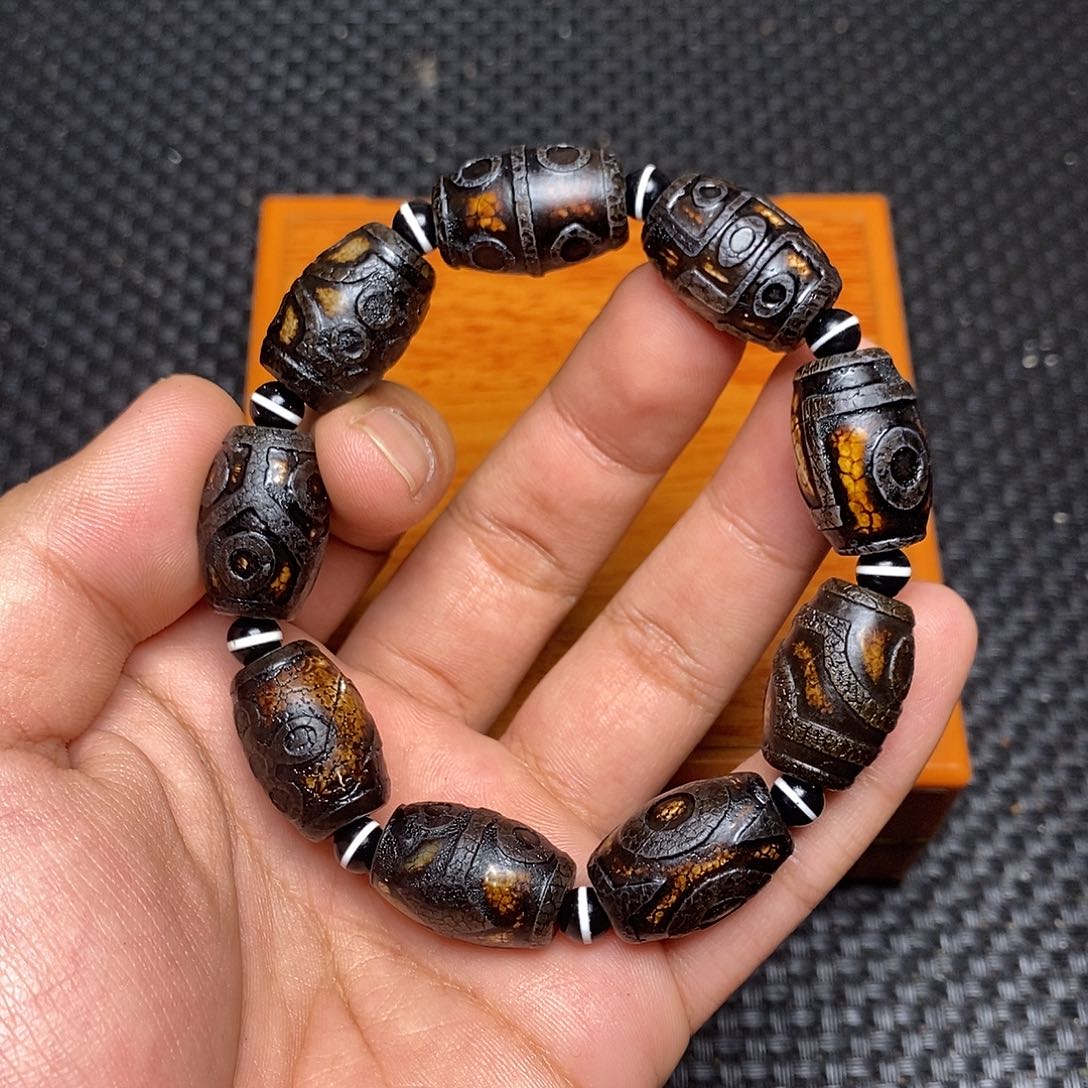 五***尊玛瑙/玉髓未镶嵌手链