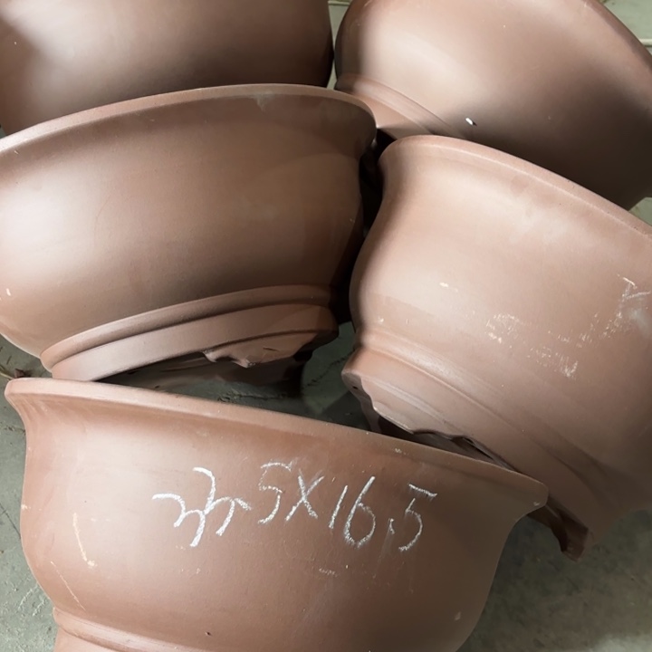 紫砂花盆110-5。 33.5-16.5。   