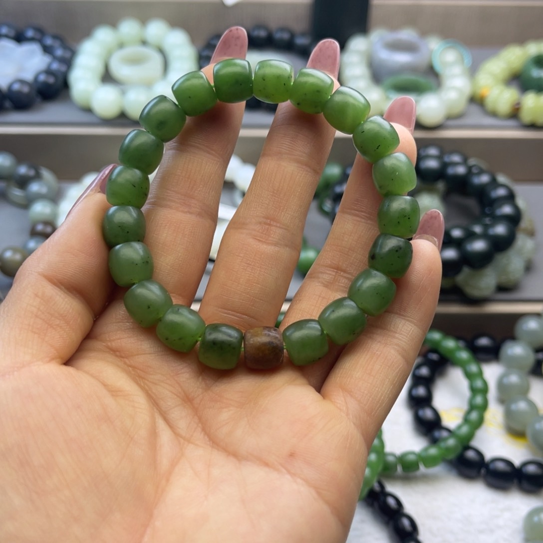 未镶嵌和田玉手串