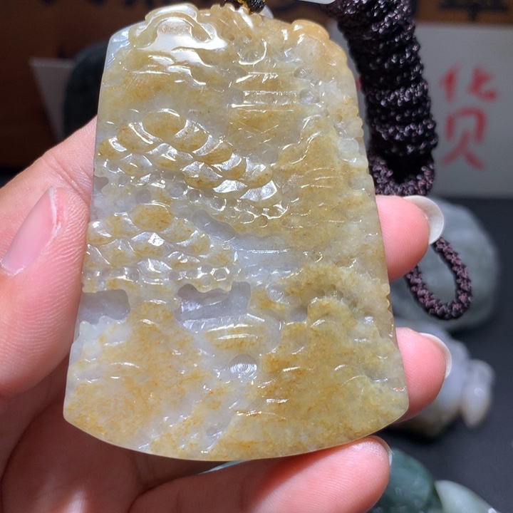 翡翠未镶嵌颈饰保真天然A货翡翠