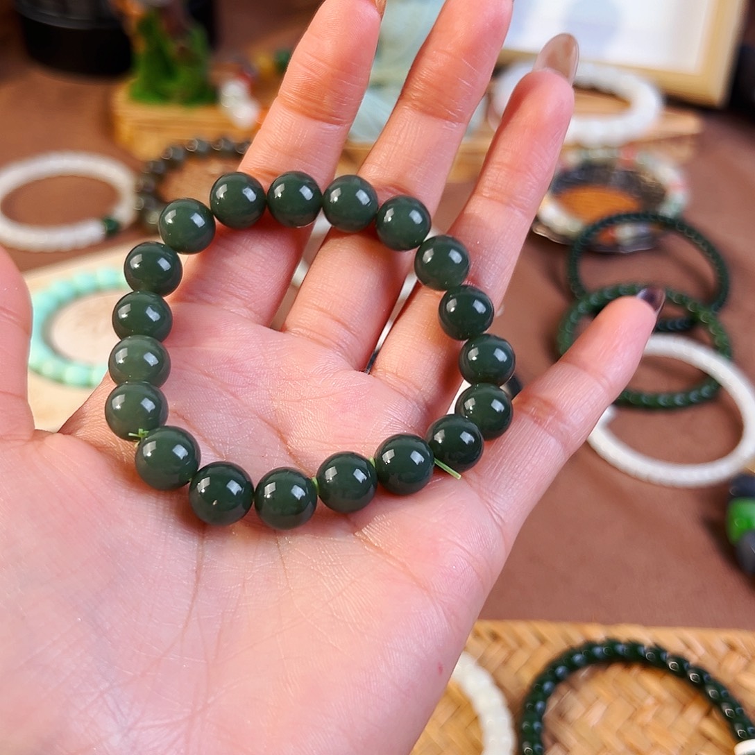 和田玉未镶嵌手串