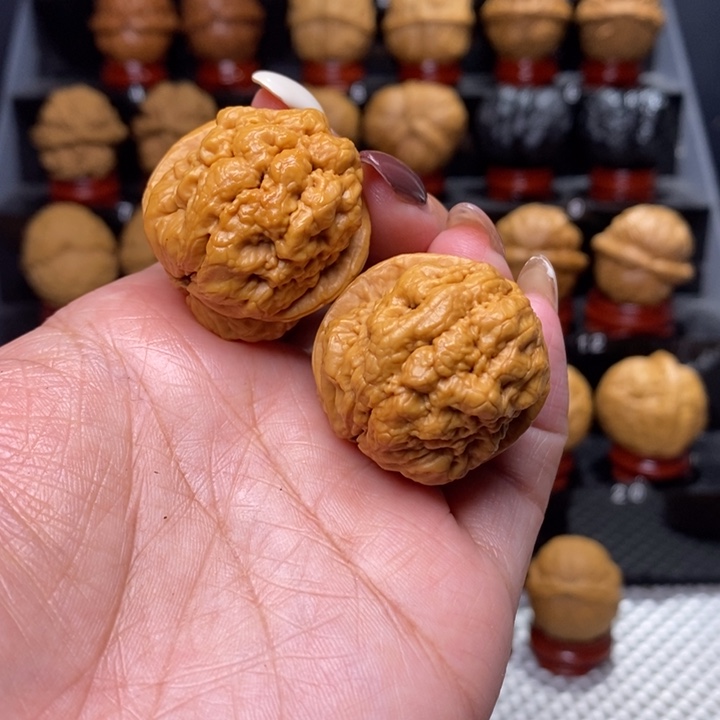 文玩核桃把件血舍利-…………71