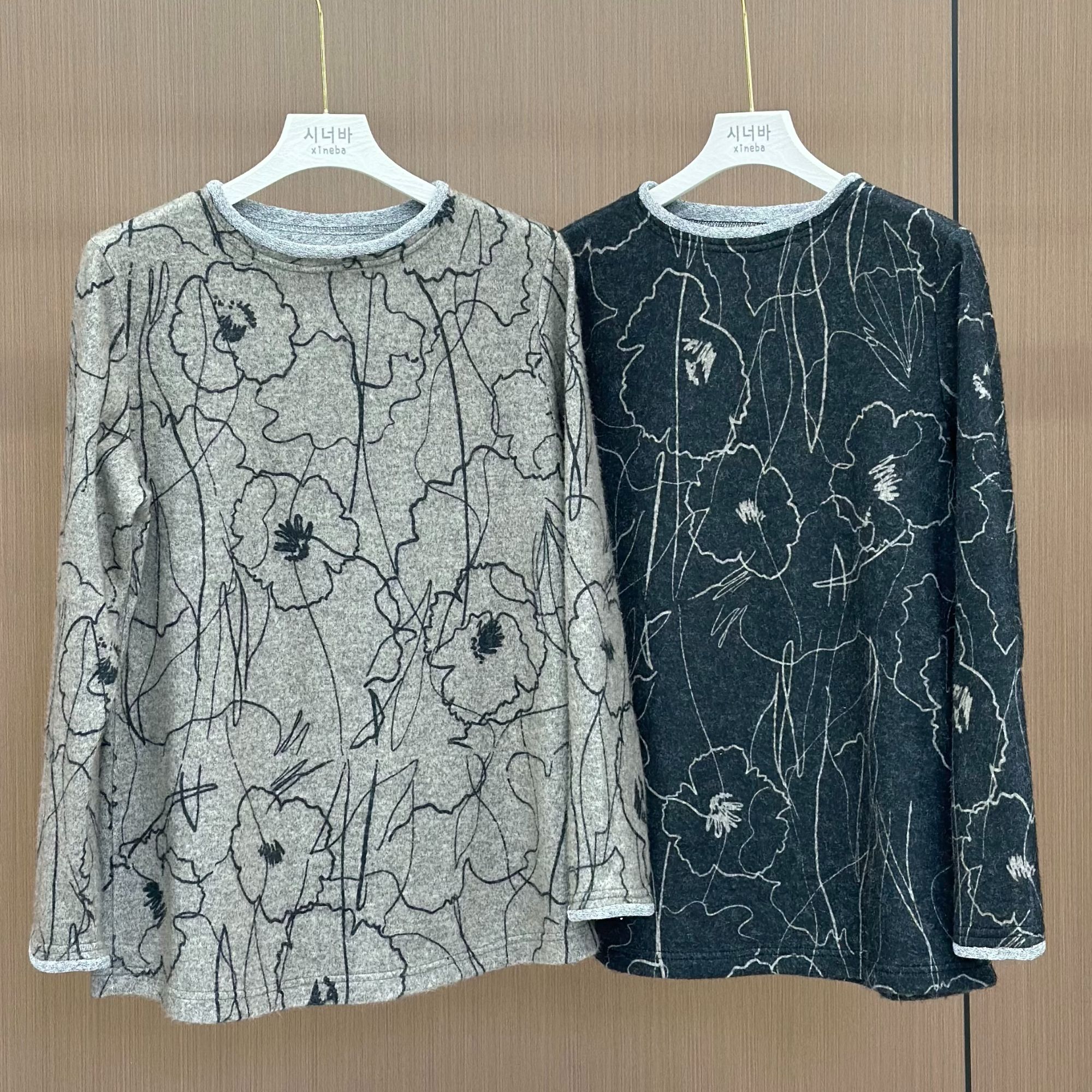 【xineba3】韩国圆领毛绒绒艺术花纹长袖打底衫新款时尚洋气舒适