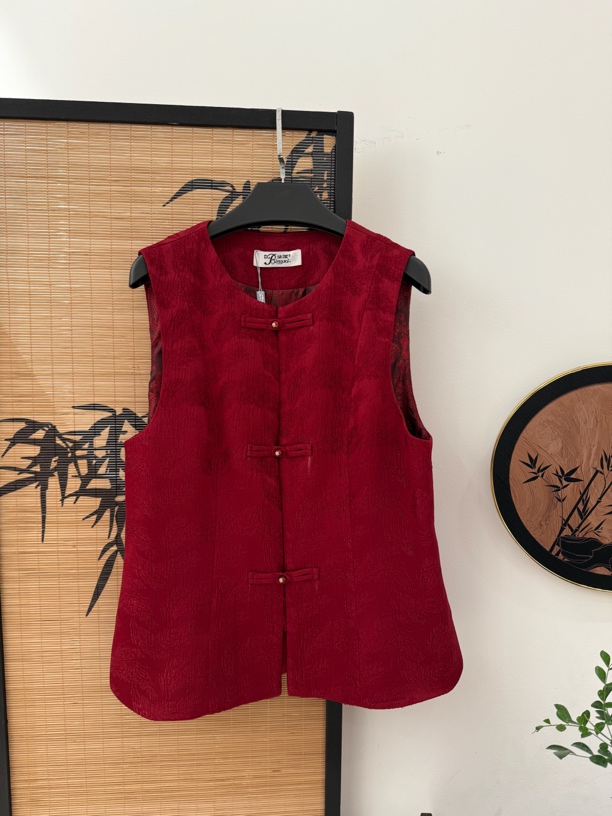 元旦惊喜捡漏软体浮雕马甲