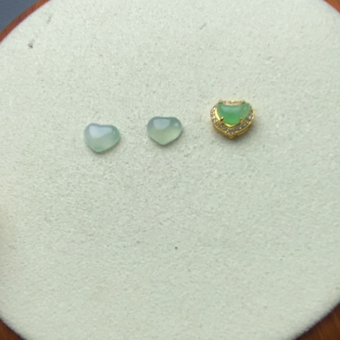 翡翠戒指未镶嵌晴*爱心