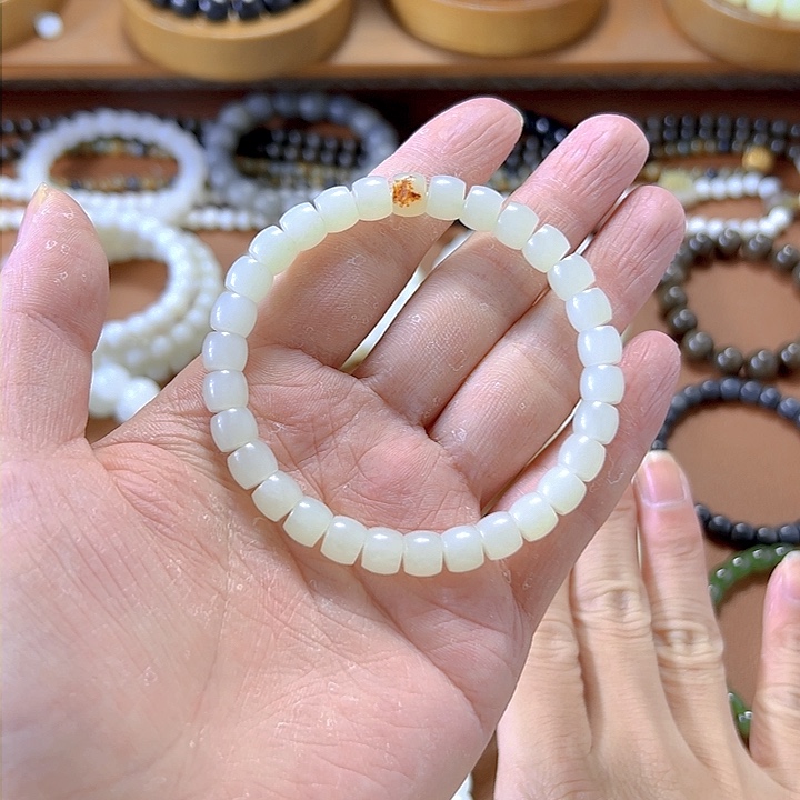 和田玉手串未镶嵌