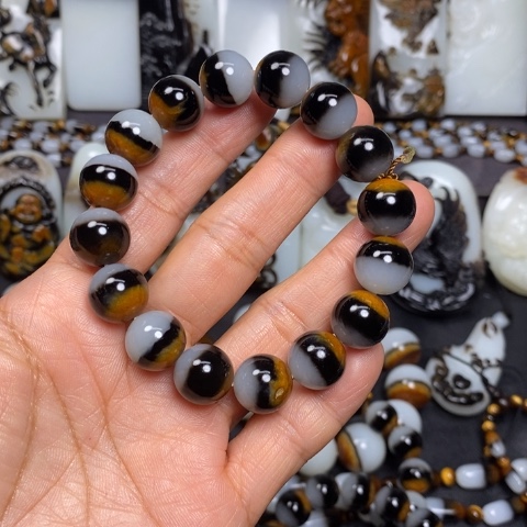 真***诚和田玉未镶嵌手链