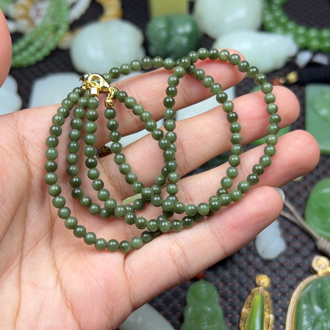 和田玉手链未镶嵌一套