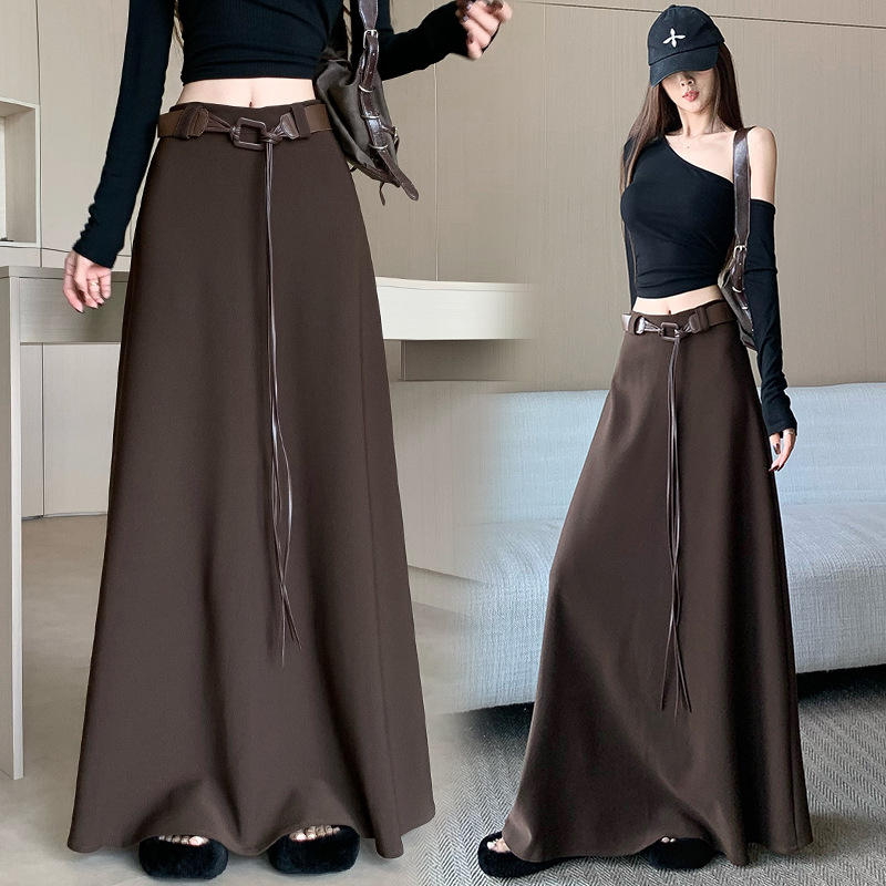 赫本风咖色西装大摆半身裙秋冬新款遮胯垂坠感伞裙大码a字长裙