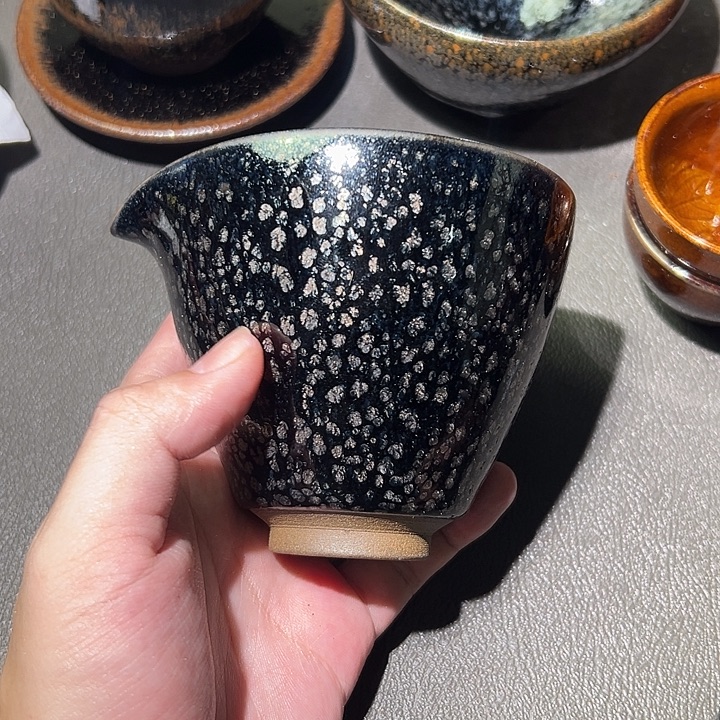 茶盏我们是有共同话题有分歧