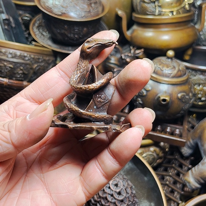 铜材质摆件收收藏藏