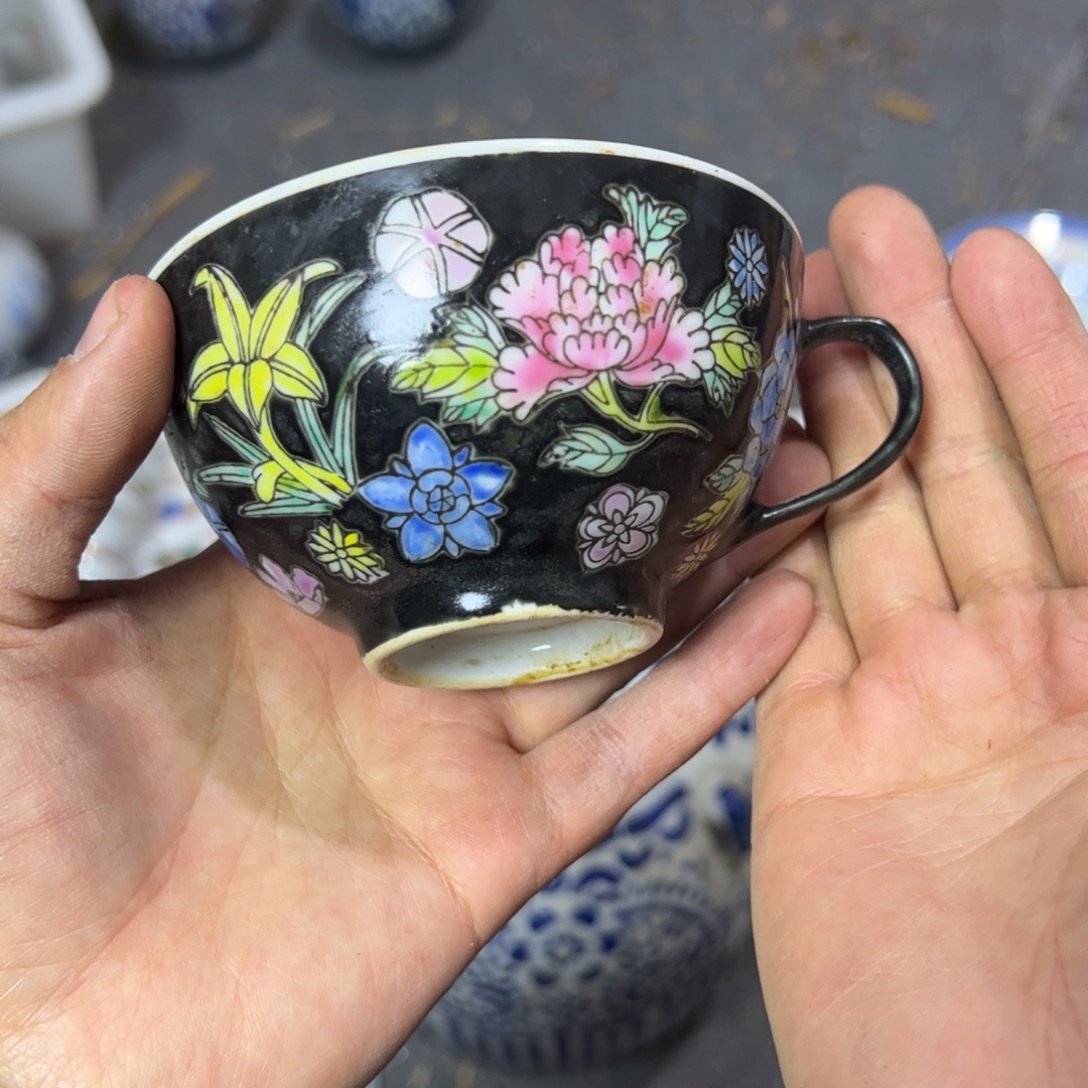 其他陶黑底万花咖啡杯150cc