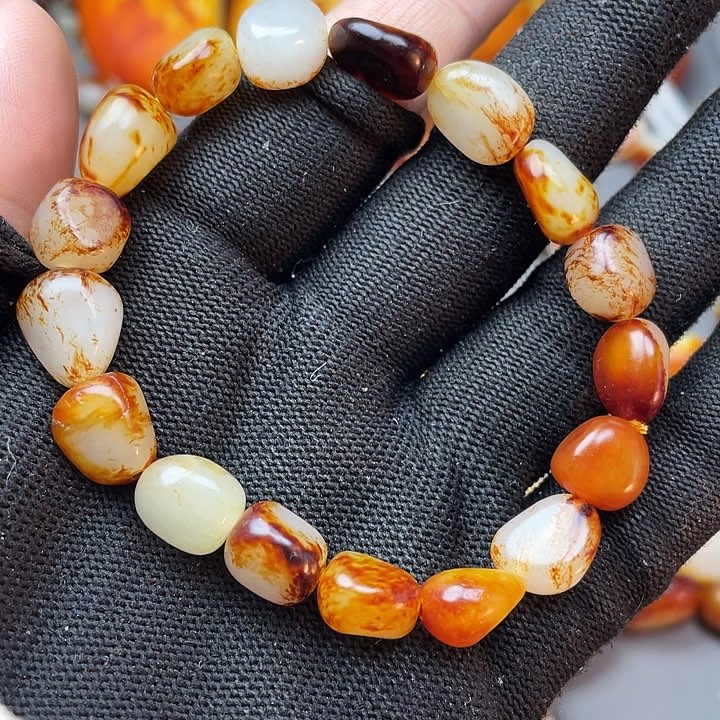 和田玉未镶嵌手链