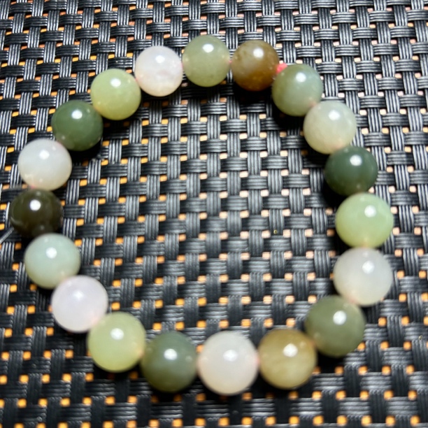 天然和田玉时尚手串