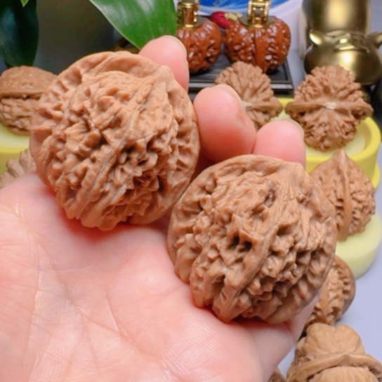 四座楼文玩核桃文玩