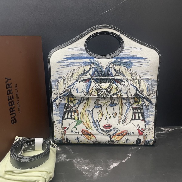 95新/博柏利/市场价13888/包包/250219XZ0029