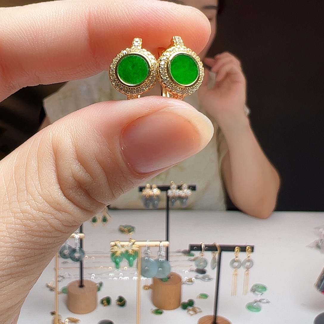 翡翠银S925镶嵌耳饰天然翡翠