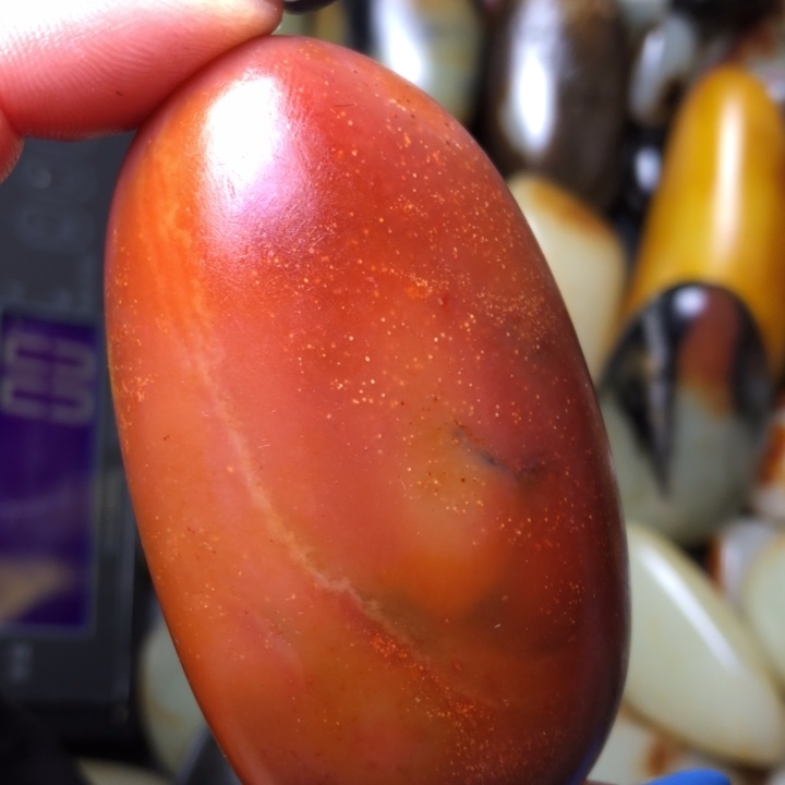 和田玉（翠青玉）未镶嵌珠宝奇石