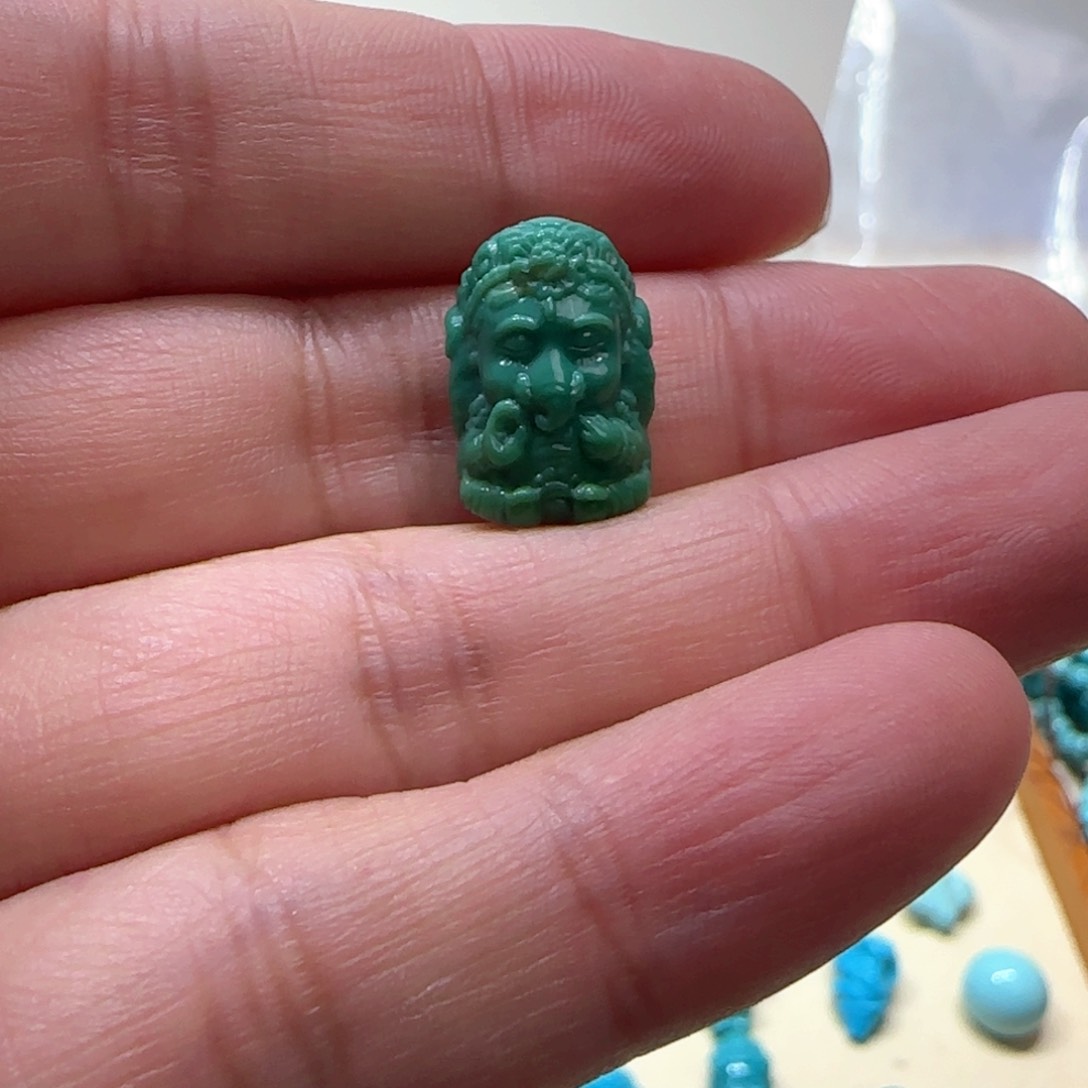 绿松石配饰未镶嵌