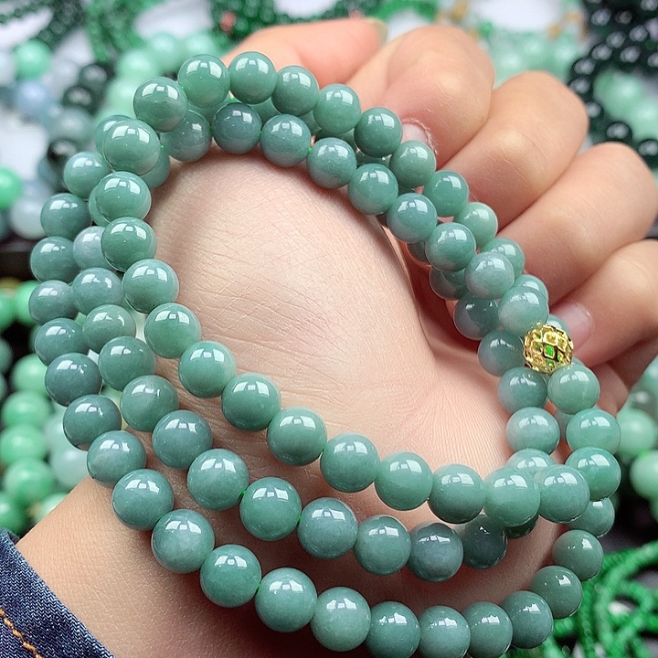 翡翠颈饰未镶嵌项链